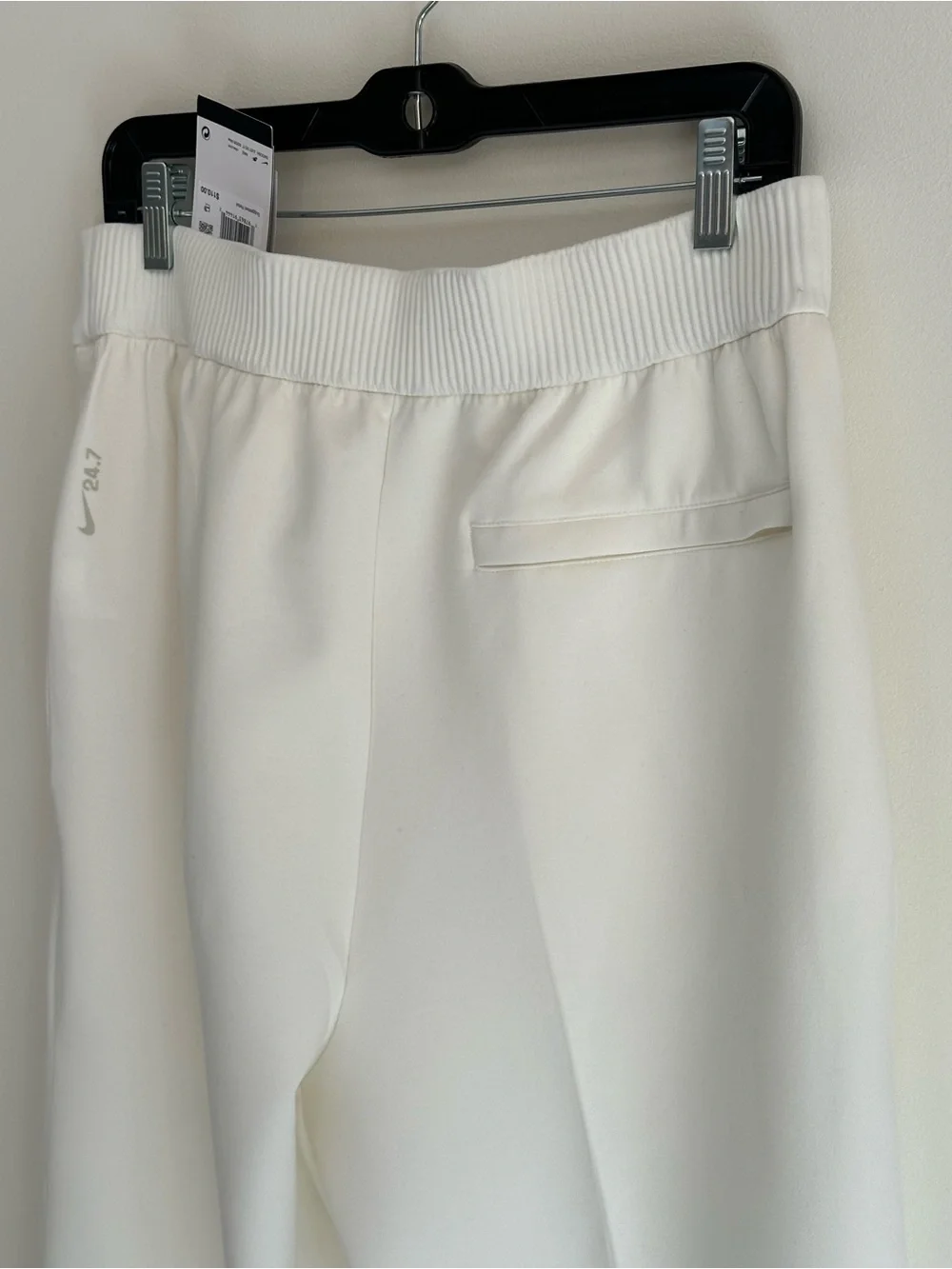 Nike 24.7 ImpossiblySoft Dri-FIT Pants Sail Men’s M NWT
